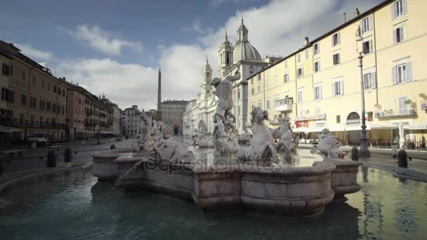 Fontanna na placu Piazza Navona, Rzym, Włochy — Wideo stockowe