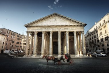 Pantheon, at ön planda, Roma, İtalya