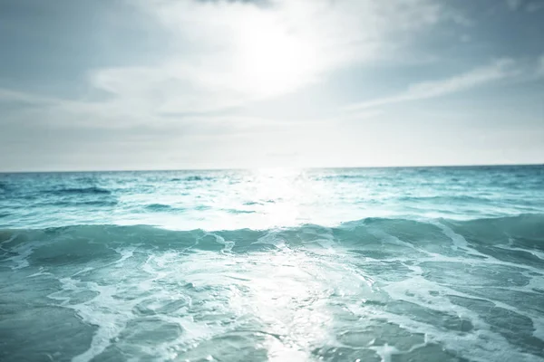 Playa de seychelles en la hora de la puesta del sol, efecto de cambio de inclinación —  Fotos de Stock