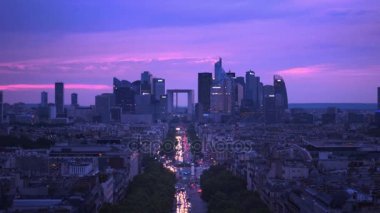 La Defense, Paris, Fransa iş bölgesinde