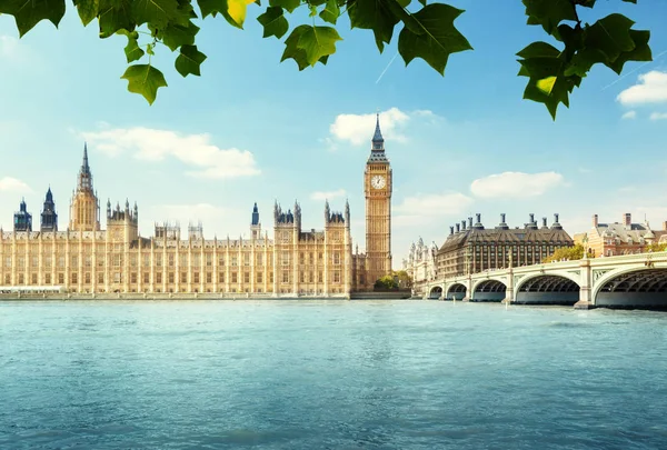 Big ben e casas do parlamento, Londres, Reino Unido — Fotografia de Stock