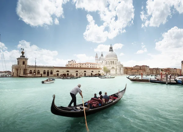 Гранд - канал і базиліка Санта - Марія делла - Салат (Венеція, Італія). — стокове фото