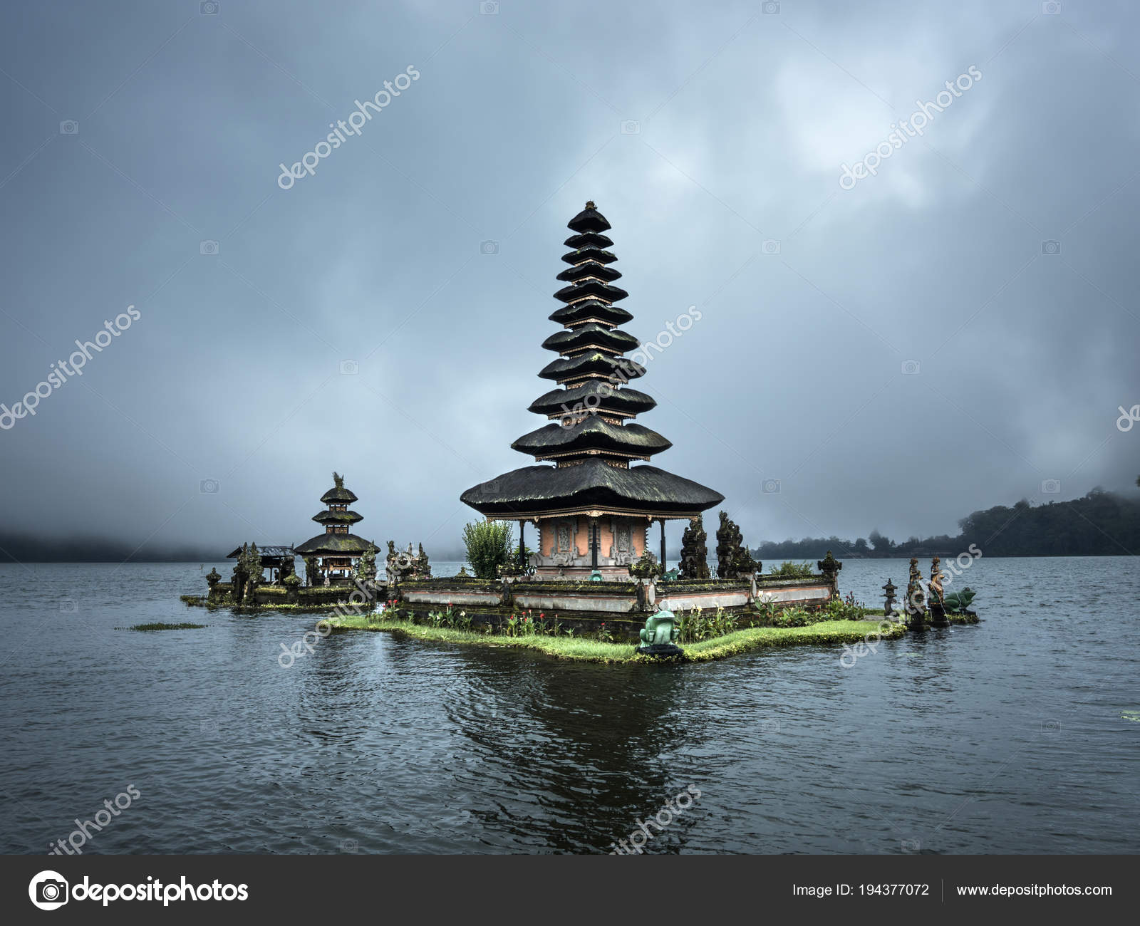 Ulun Danu Beratan Temple Bali Indonesia Stock Photo C Iakov