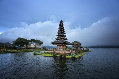 Ulun Tuna Beratan Tapınağı, Bali ,Endonezya