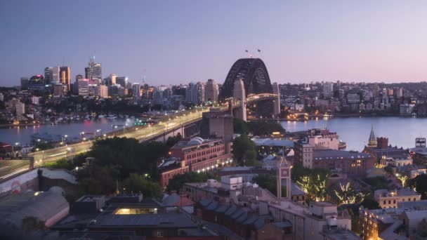 Sydney 'nin Avustralya' daki Harbour Köprüsü 'ndeki zaman ayarlı hava görüntüsü — Stok video