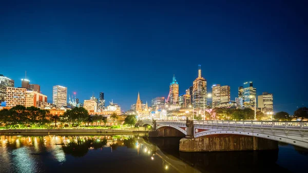 Река Ярра, Мельбурн, штат Виктория, Австралия — стоковое фото