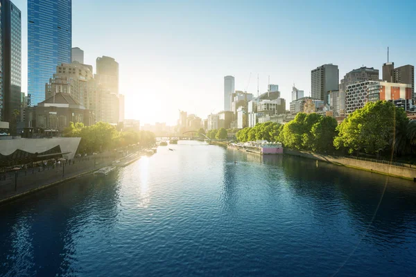 Günbatımı, Yarra Nehri, Melbourne, Victoria, Avustralya — Stok fotoğraf