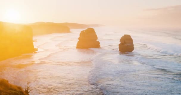 Douze apôtres, l'heure du lever du soleil, Australie — Video