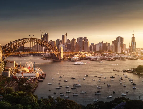 澳大利亚新南威尔士州悉尼港口日落 — 图库照片