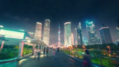 Hiper hata, Pudong finans bölgesi Şangay, Çin