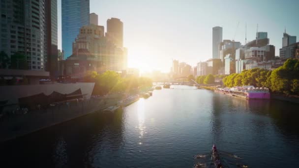 Günbatımı, Yarra Nehri, Melbourne, Victoria, Avustralya — Stok video