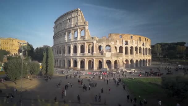 ローマの超崩壊コロッセオ、日没の時間、イタリア — ストック動画