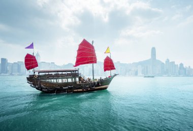 Günaydın Hong Kong Limanı, Çin