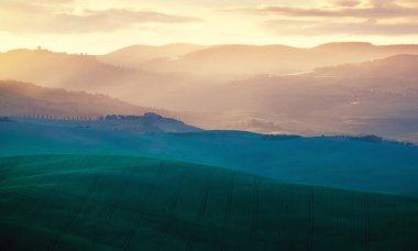 Tuscany, İtalya 'da bahar sabahı