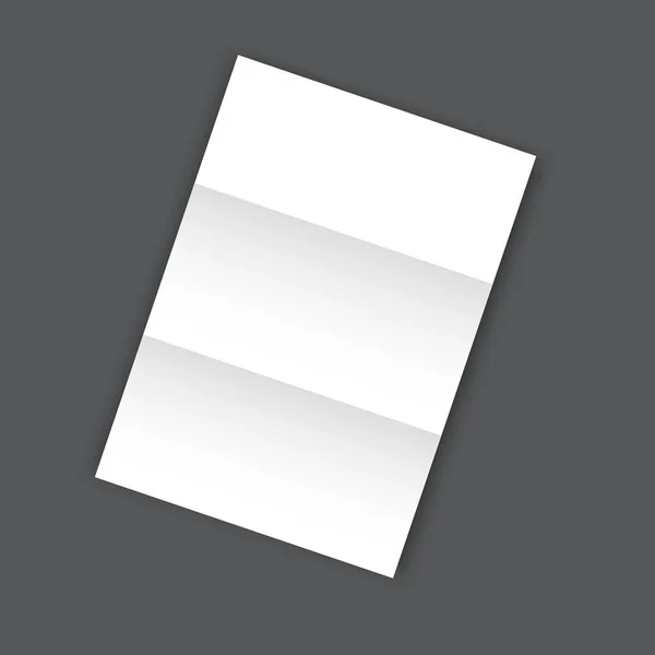 Чистый сложенный лист бумаги пустой макет А4 . — стоковый вектор