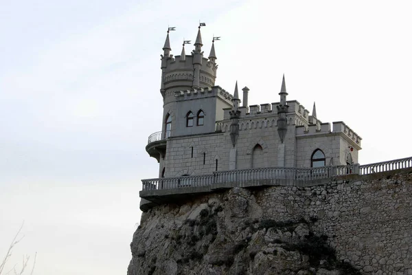 Kırım Lastochkino Gnezdo Kalesi 'nin turistik merkezi.