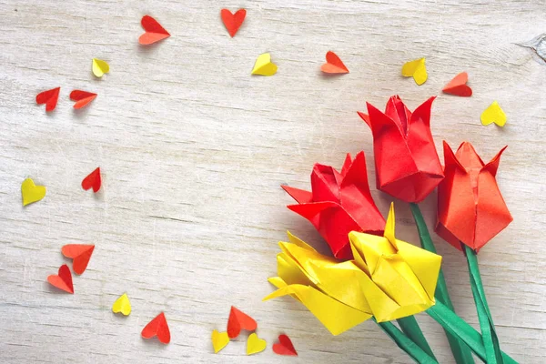 Internationale Vrouwendag, papieren origami tulpen — Stockfoto