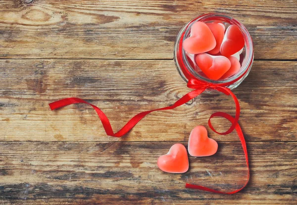 Marmelade bonbons forme coeur en pot en verre — Photo