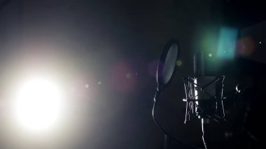 Studio profesyonel mikrofon