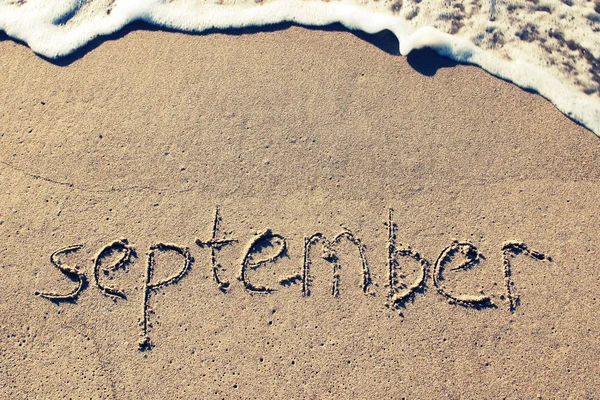 September am Strand Sand Hintergrund — Stockfoto
