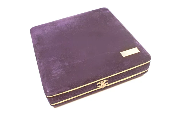 Caixa de presente de pelúcia azul vintage isolado no branco — Fotografia de Stock