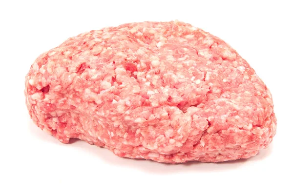 Parçalanmış et beyaz arkaplanda izole edilmiş