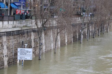 Ocak 2018 ayı boyunca Paris sel