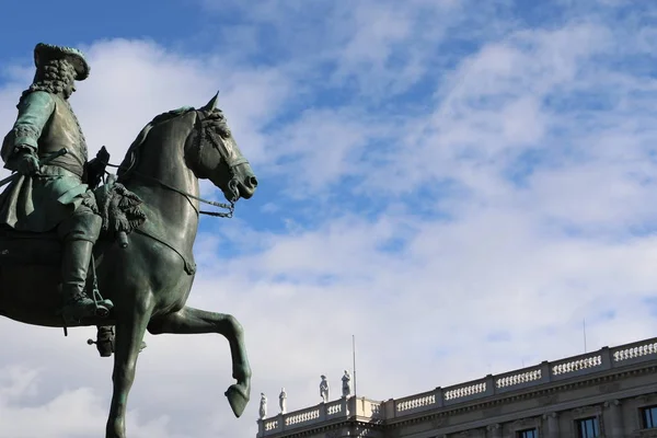 Posąg Centrum Placu Marii Teresy Wiedniu — Zdjęcie stockowe