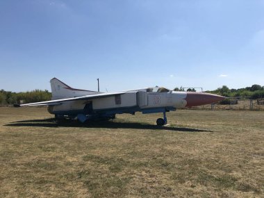 Ukrayna 'daki eski Sovyet savaş uçağı.