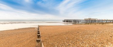 Hastings, Doğu Sussex, İngiltere 'de iskelesi olan bir sahil..