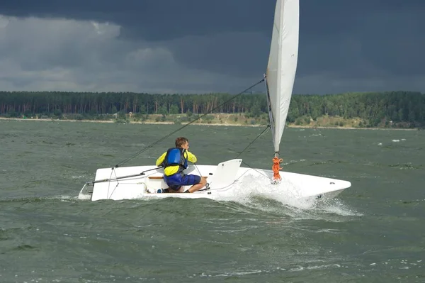 NOVOSIBIRSK,RUSSIA-JULY12:Sailing Regatta, Interregional competition — Stock Photo, Image