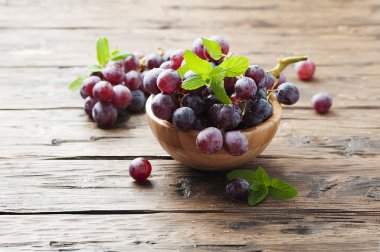 Olgun kırmızı üzüm