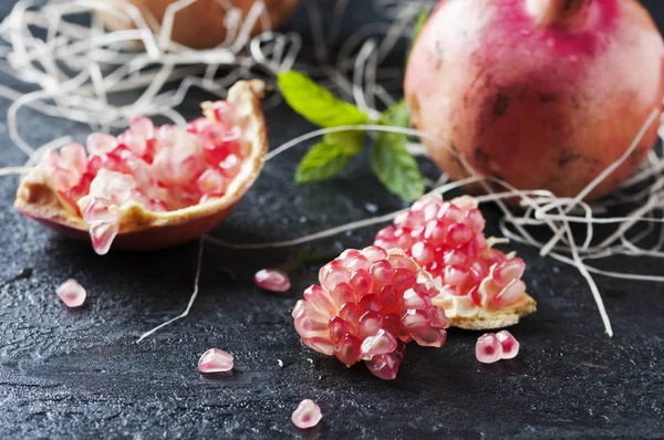 Sweet pink pomegranates — Stock Photo, Image