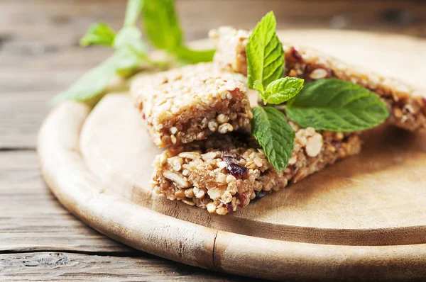 Barrette di cereali con bacche — Foto Stock