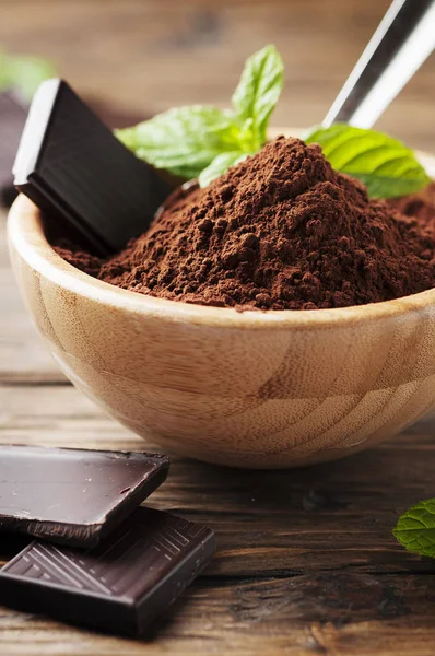 Dark chocolate and cacao — Stock Photo, Image