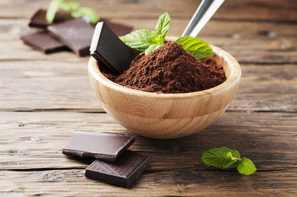 Темный шоколад и какао — стоковое фото