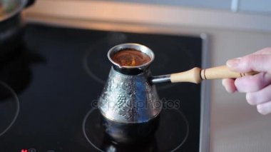 Türk kahvesi hazırlanması