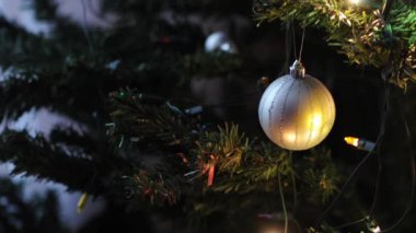 Noel ağacı ışıkları ile video
