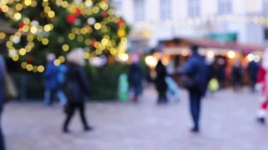 Tallinn sokaklarında Noel