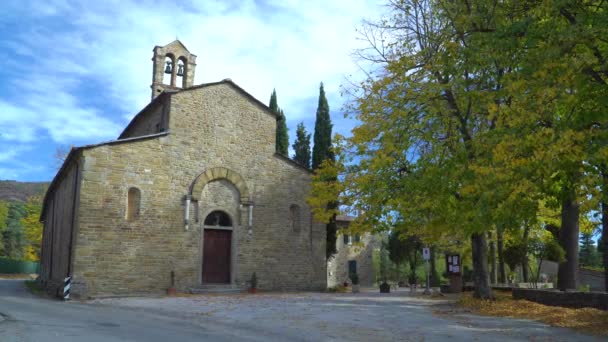 Τοσκάνη Ιταλία Οκτωβρίου 2017 Προβολή Της Καθολικής Εκκλησίας Κοντά Κορτόνα — Αρχείο Βίντεο