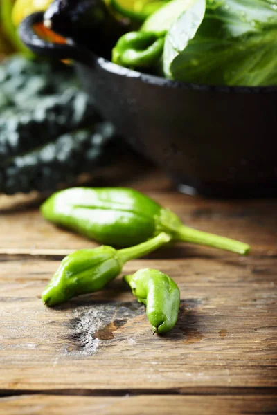 Söta italienska grön paprika Friggitello — Stockfoto