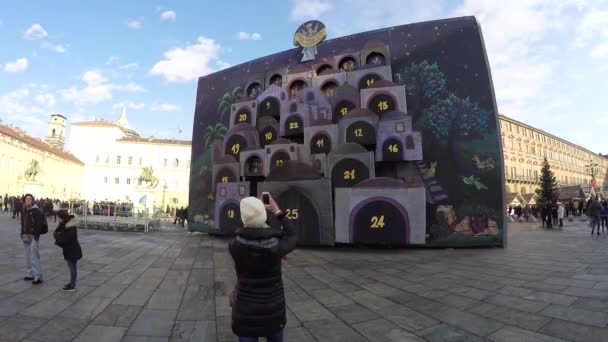 Torino Kare Üzerinde Büyük Varış Takvimi — Stok video