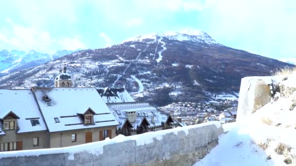 Malerischen Blick Auf Winter Briancon Und Berge Rund — Stockvideo