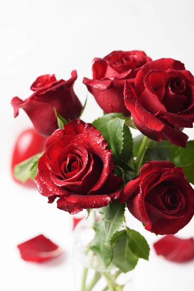 Close View Tender Red Roses Hearts Background — Stock Photo, Image