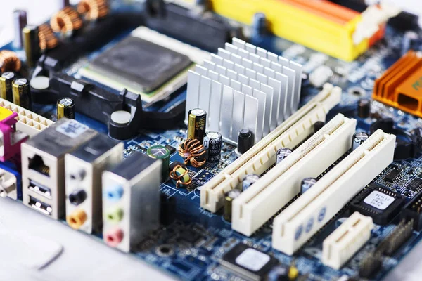 Weergave Van Elektronisch Bestuur Hardware Reparatie Winkel Sluiten — Stockfoto