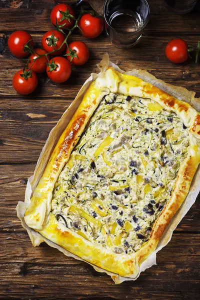 Crostata Vegetariana Fatta Casa Con Ricotta Paprica Zucchine Focus Selettivo — Foto Stock