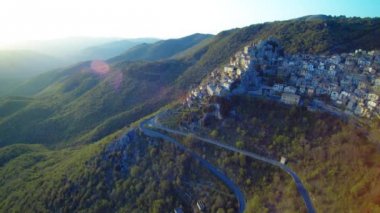 Hava görünümünü Cervara Di Roma İtalya'nın, İtalya.