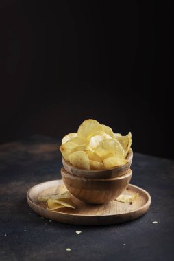 Sağlıksız patates cipsi