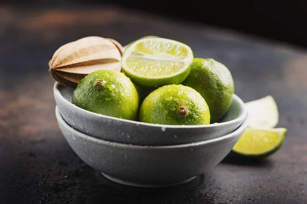 Fresh green limes — Stock Photo, Image