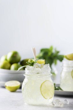 Mojito kireç kokteyl